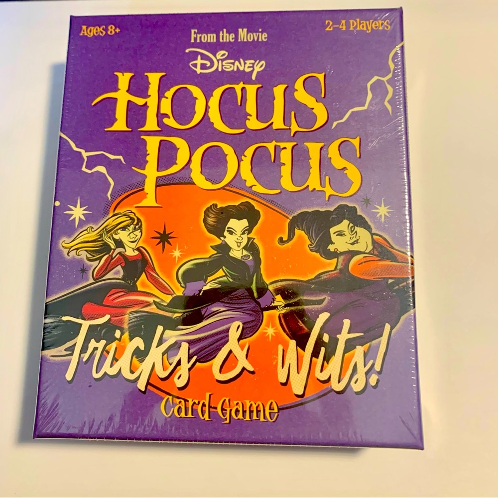 Disney Hocus Pocus Tricks and Wits! Card Game Brand New!